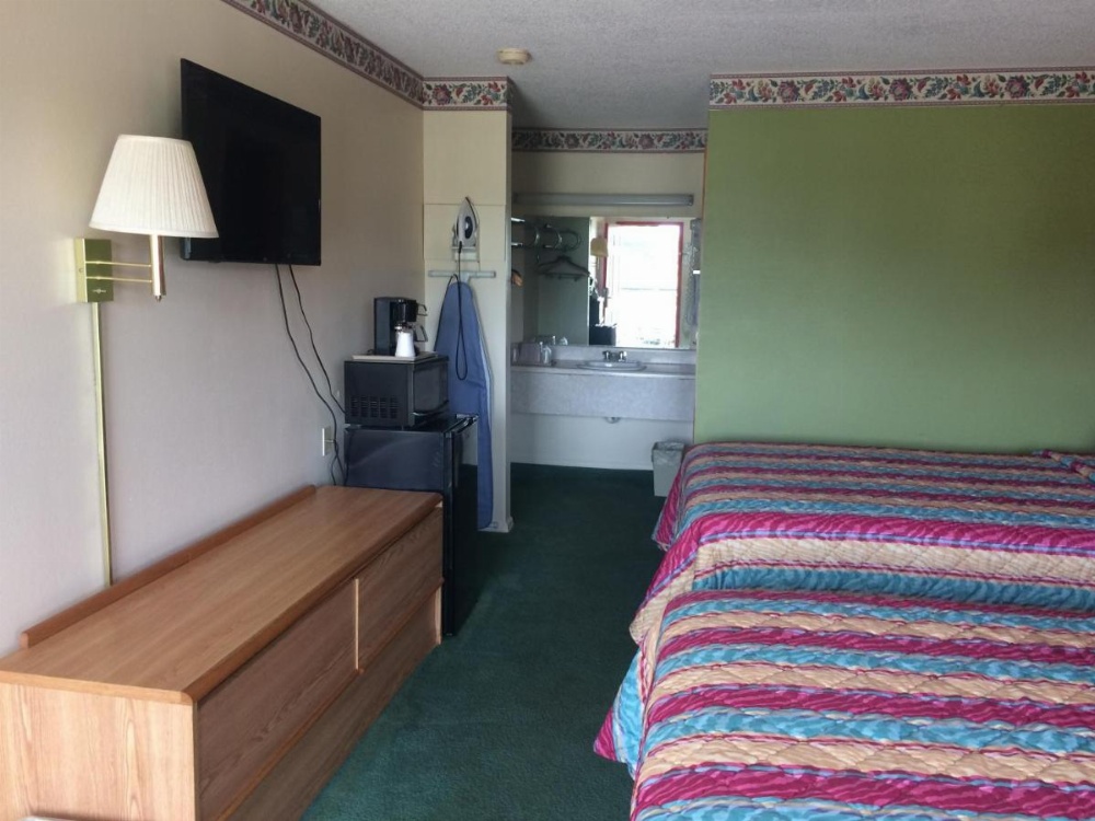 Western Motel - Camilla Image 13